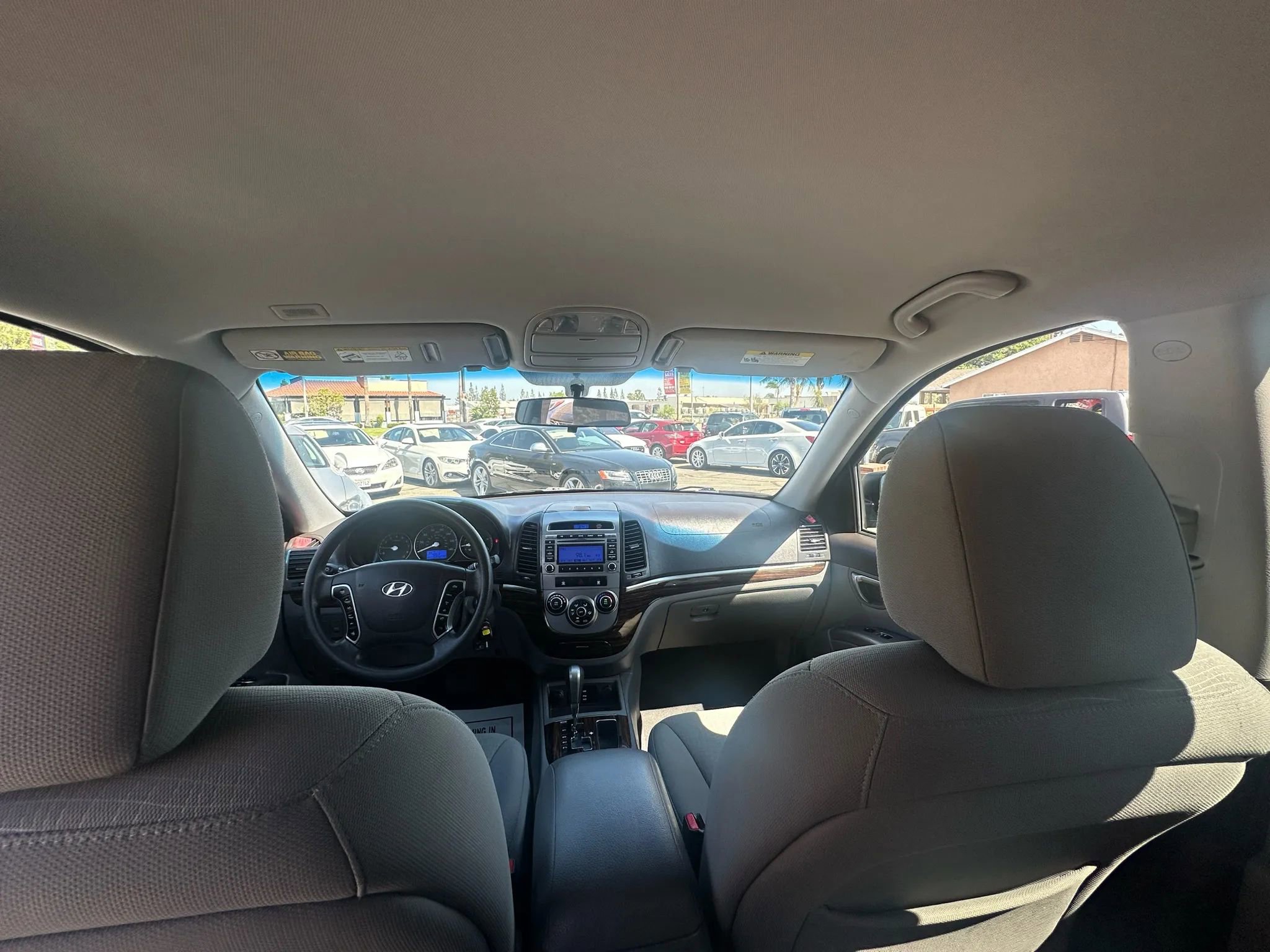 Used 2011 Hyundai Santa Fe GLS image 19