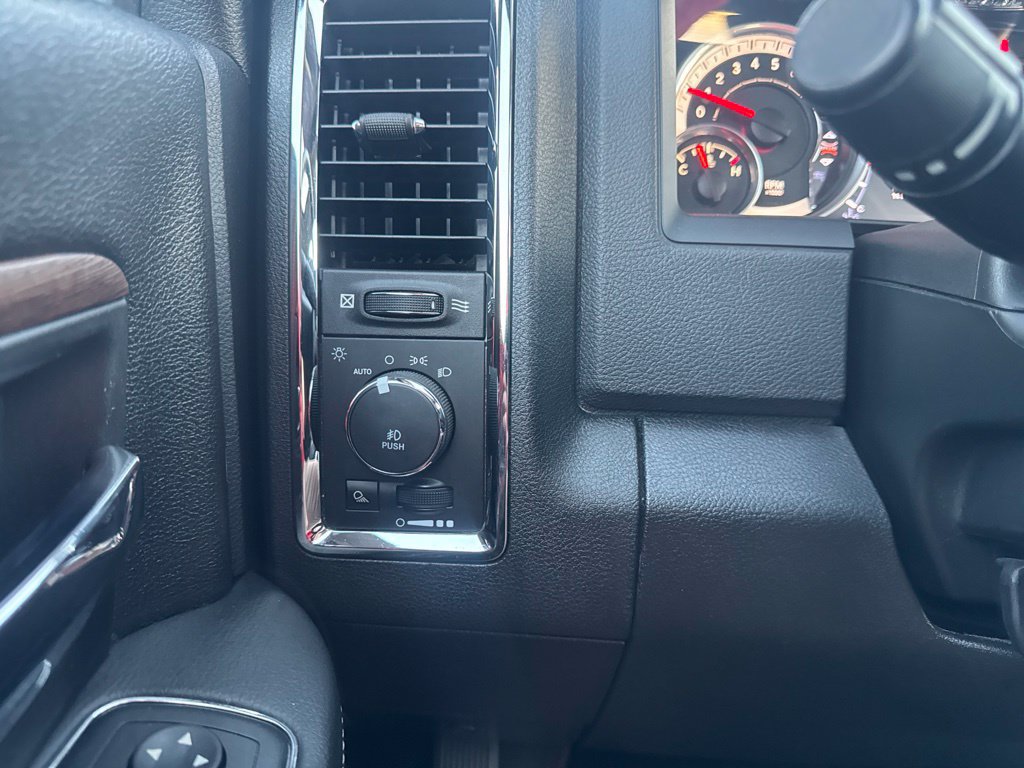 Used 2017 RAM 2500 Laramie w/ Sport Appearance Group AWD/4WD image 25