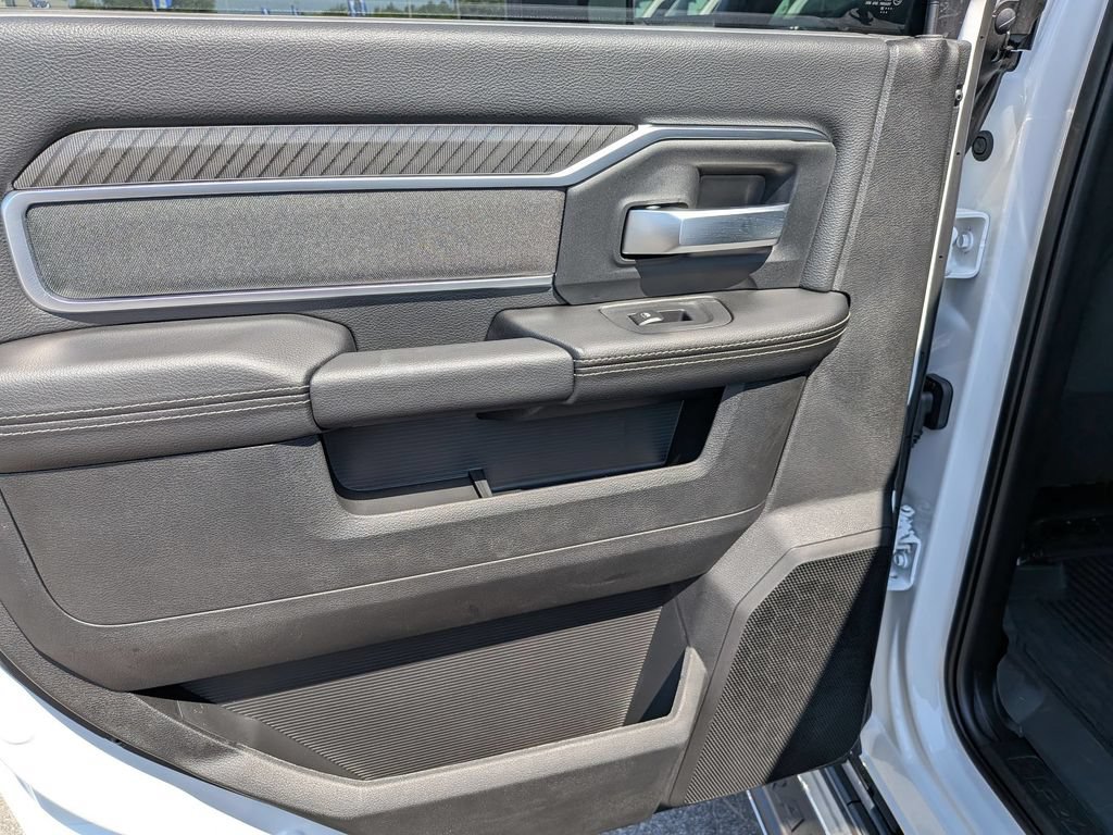 New 2026 RAM 2500 Big Horn AWD/4WD image 23