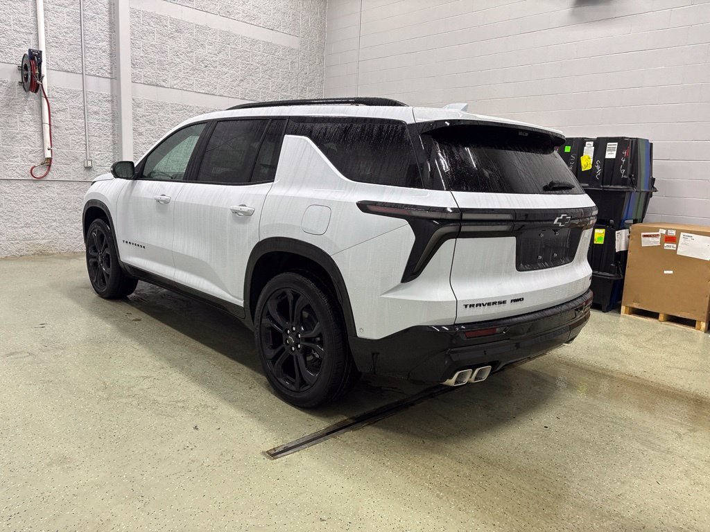New 2027 Chevrolet Traverse RS w/ LPO, Floor Liner Package AWD/4WD image 6
