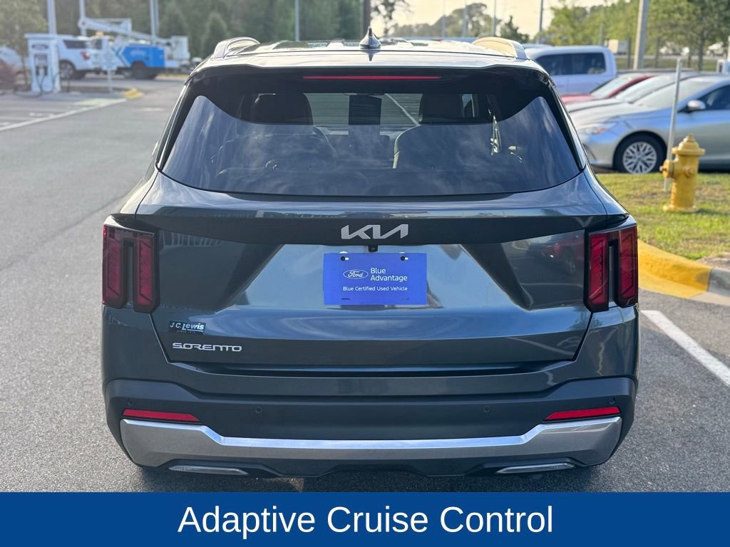Used 2025 Kia Sorento EX image 7