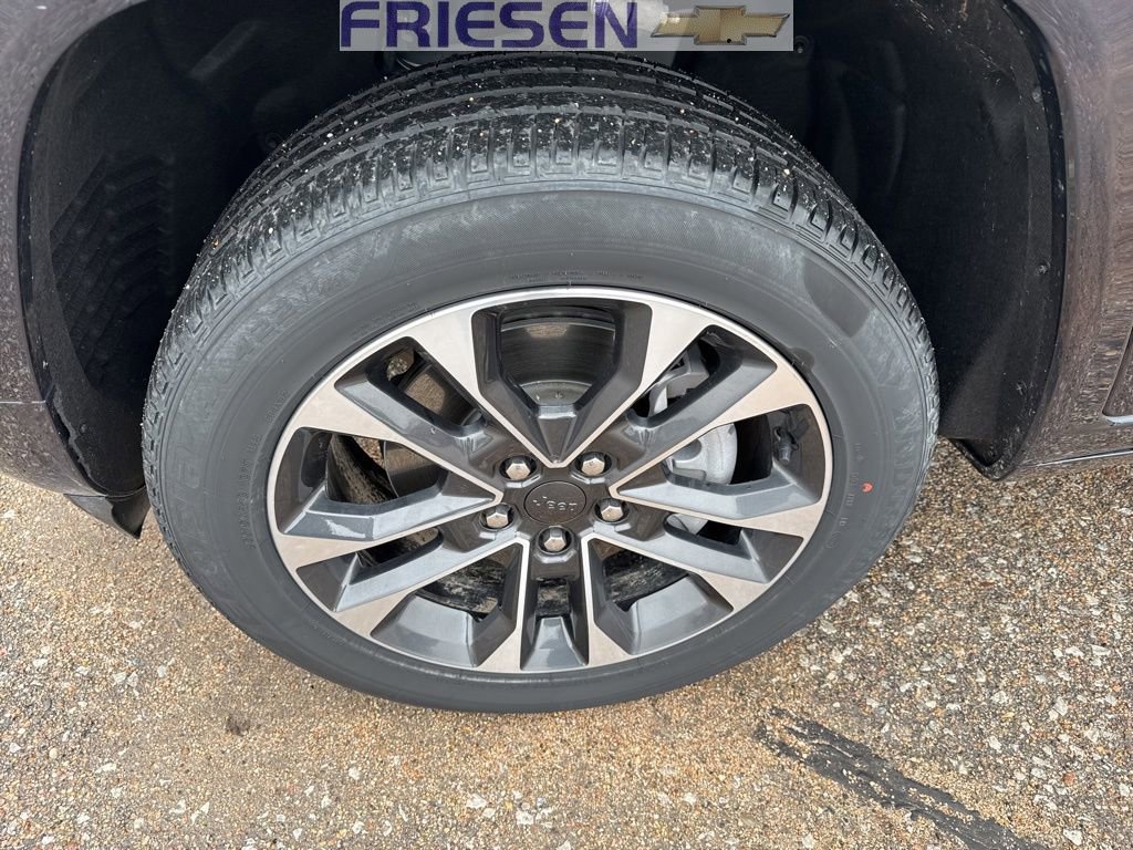 Used 2022 Jeep Grand Cherokee Overland image 7