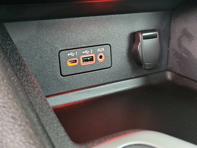 Certified 2023 Nissan Sentra SR w/ Trunk Package FWD image 36