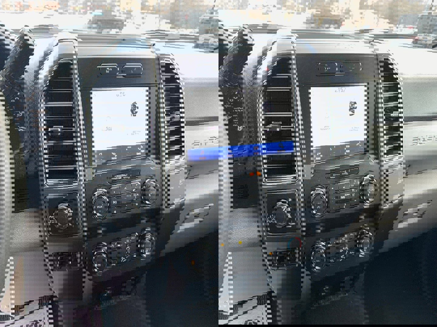 Used 2022 Ford F250 XLT image 10