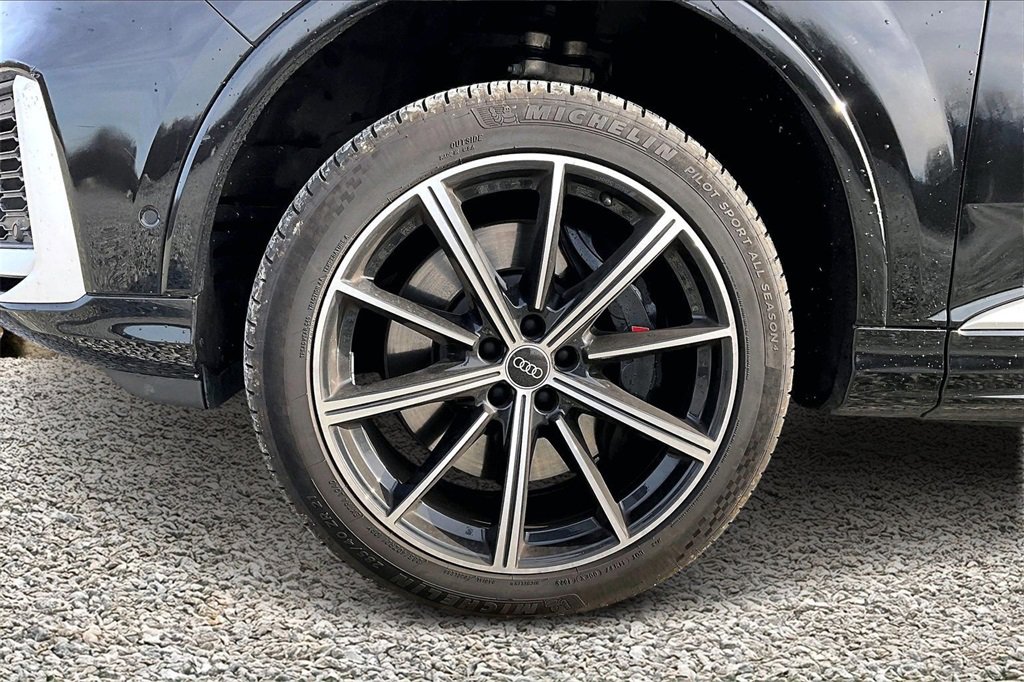 Used 2022 Audi SQ7 Premium Plus w/ SQ7 Executive Package image 9