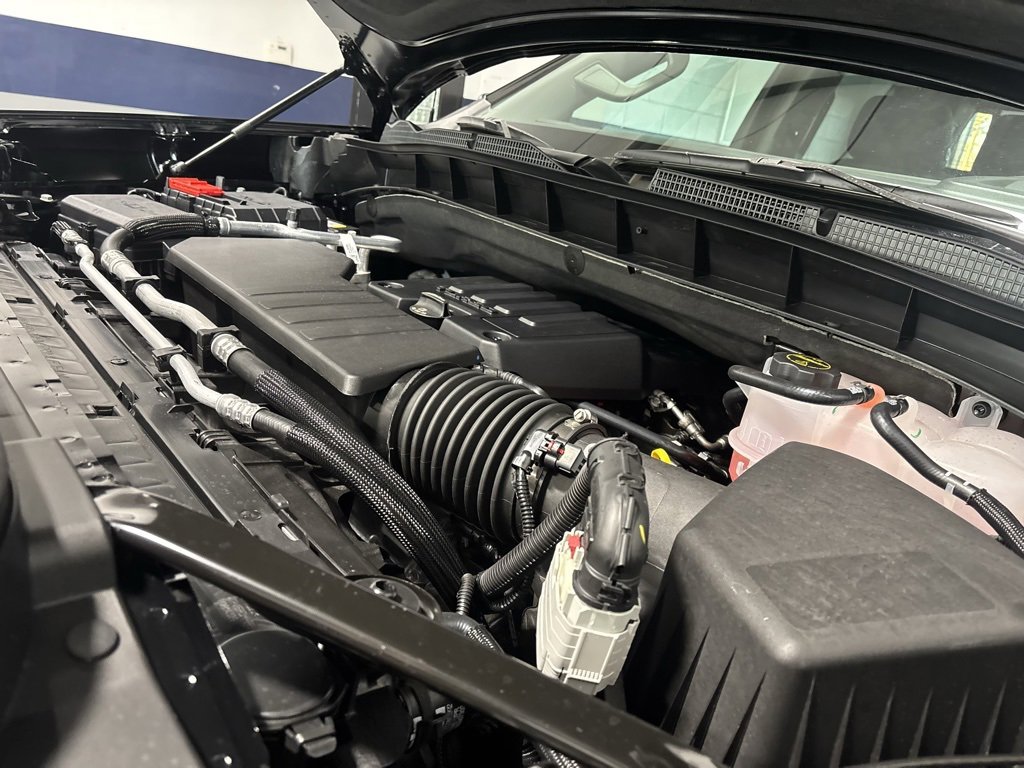 New 2026 GMC Sierra 1500 SLE image 5