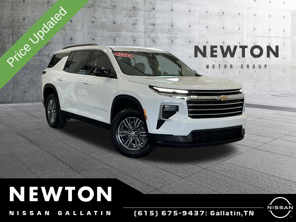 Used 2024 Chevrolet Traverse LT FWD image 1