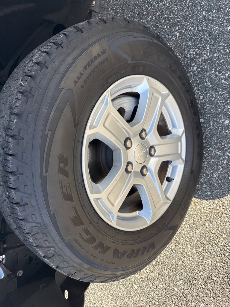 Used 2019 Jeep Wrangler Unlimited Sport S image 26