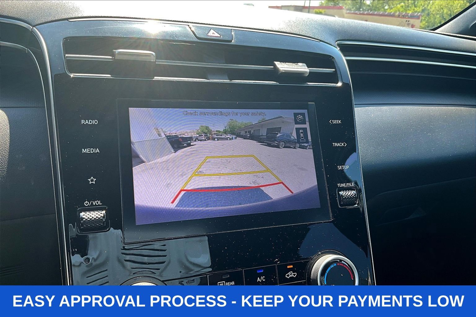 Used 2023 Hyundai Santa Cruz SE AWD/4WD image 18