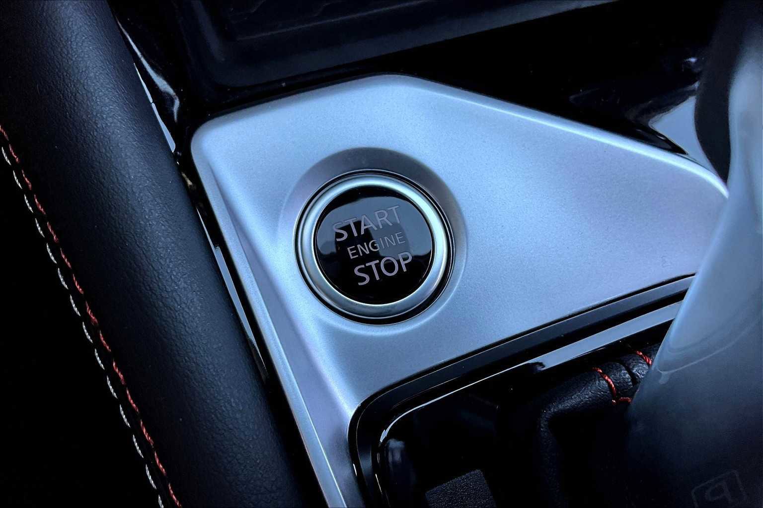 New 2025 Nissan Altima 2.5 SR image 19