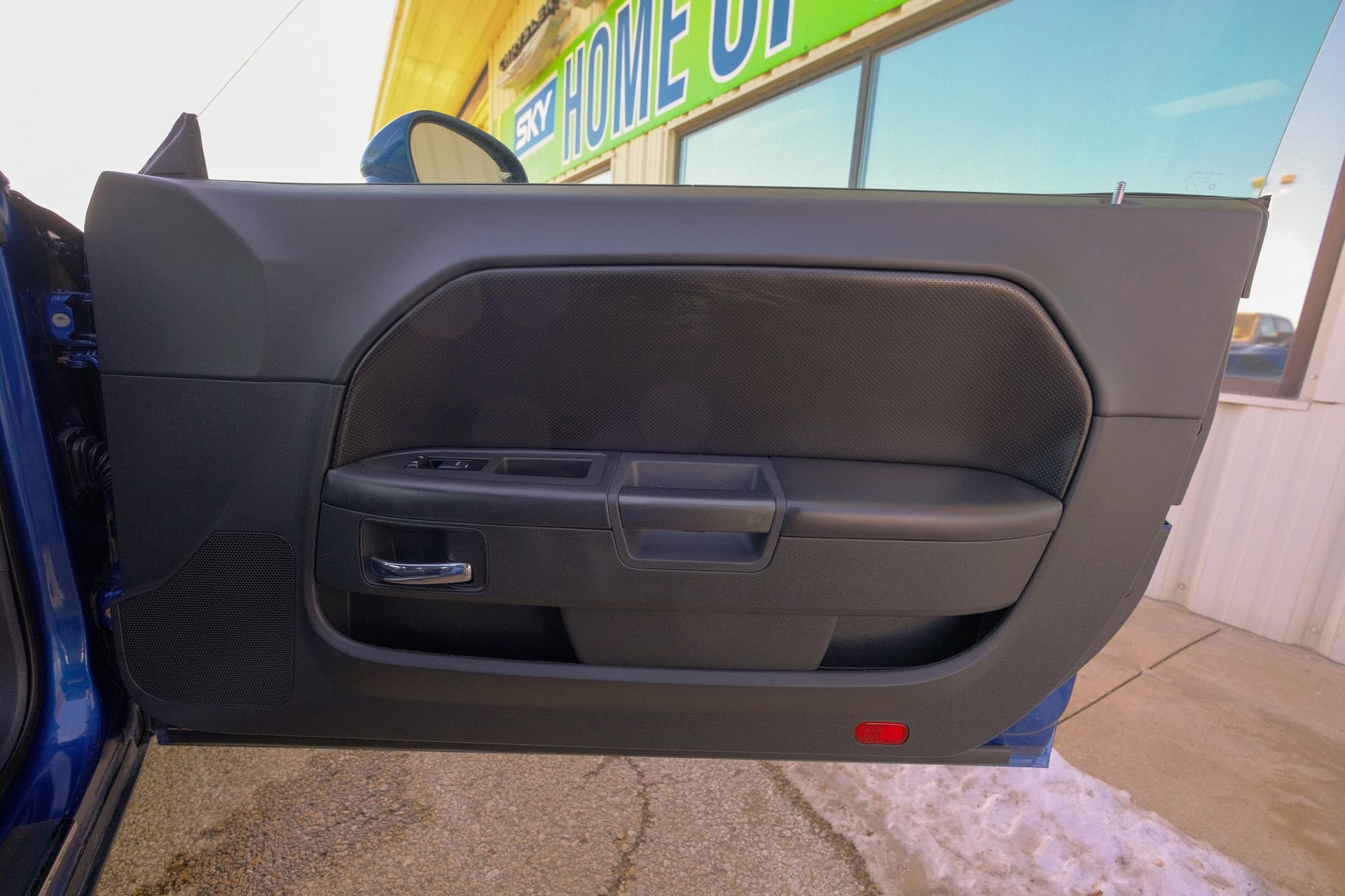 Used 2009 Dodge Challenger R/T image 17