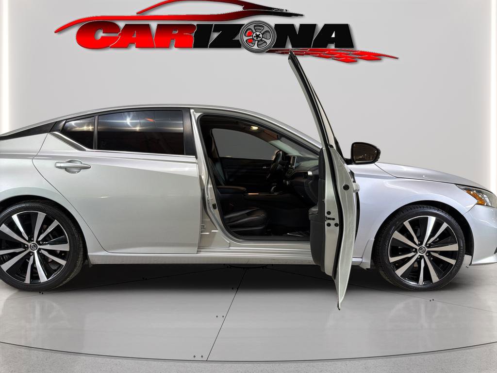 Used 2020 Nissan Altima 2.5 SR w/ Premium Package FWD image 14