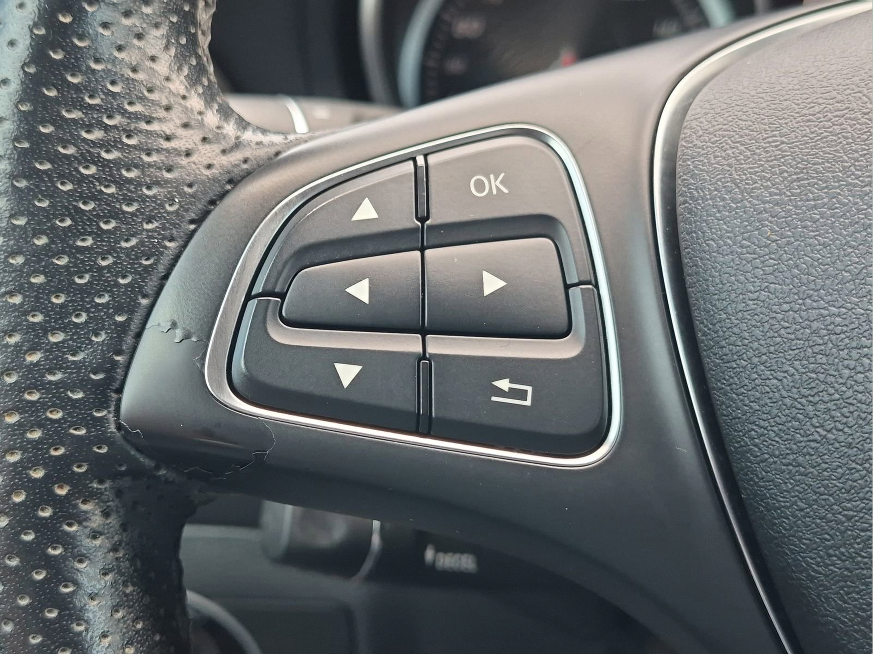 Used 2019 Mercedes-Benz GLA 250 4MATIC image 13