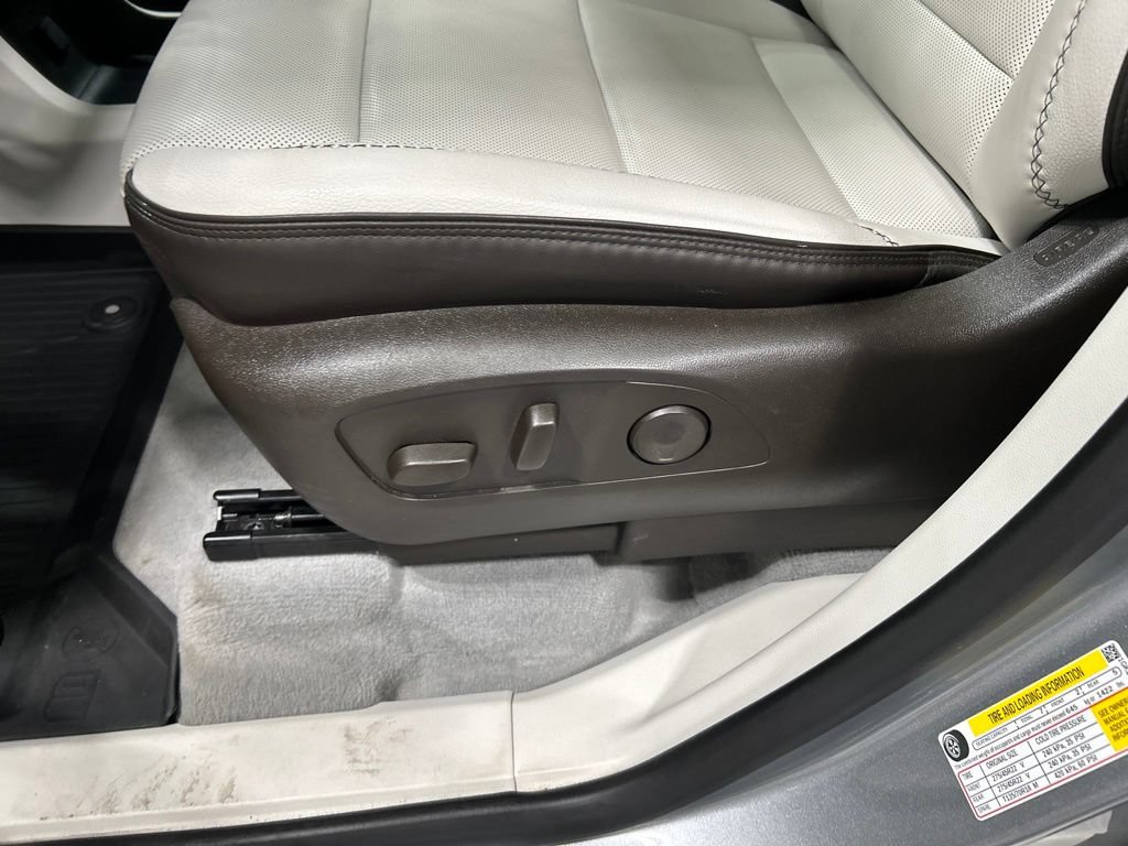 Used 2024 GMC Acadia Denali w/ Super Cruise Package AWD/4WD image 12