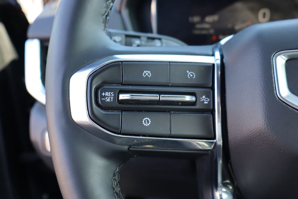 Used 2025 GMC Terrain Elevation image 13