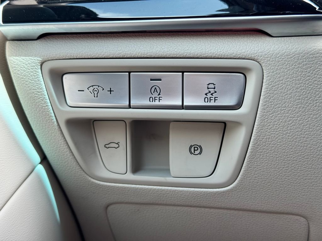 Used 2022 Genesis G80 2.5T image 29