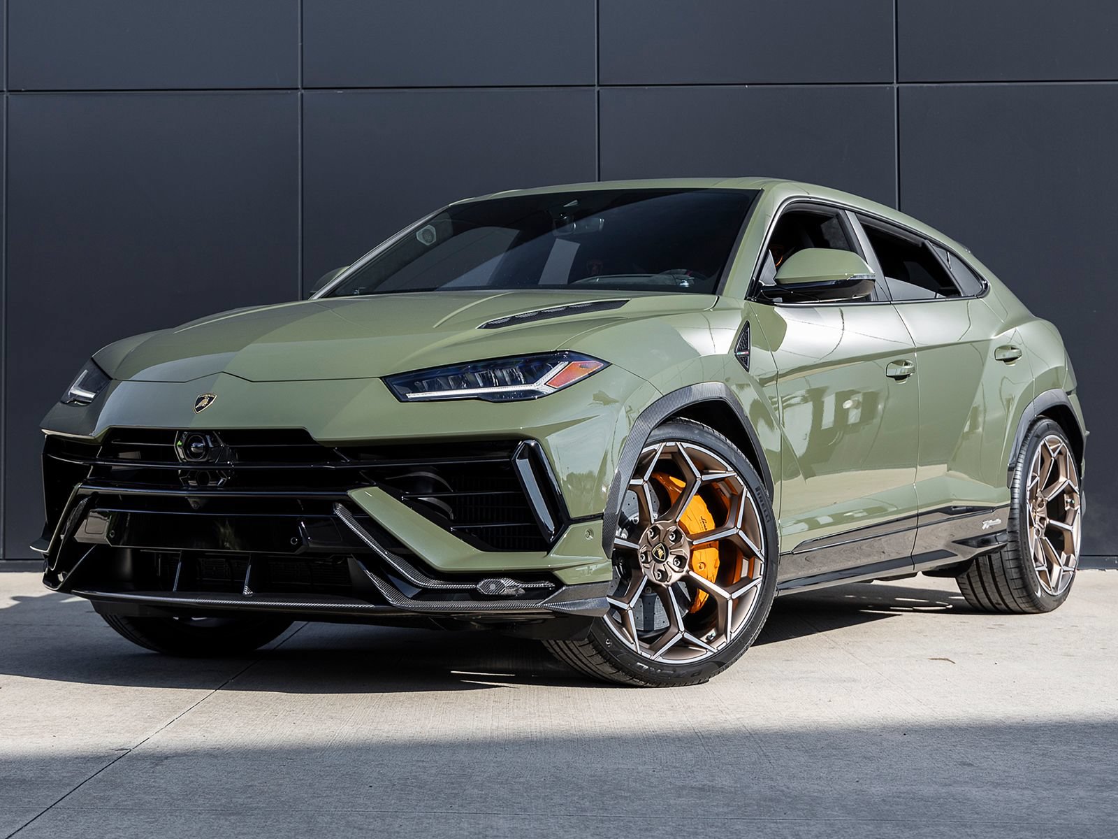 Used 2023 Lamborghini Urus Performante