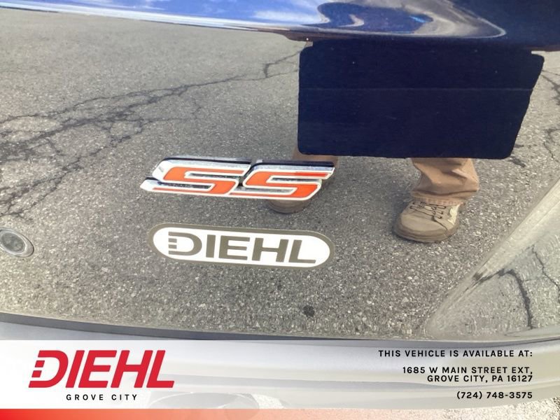 Used 2016 Chevrolet Camaro SS RWD image 11