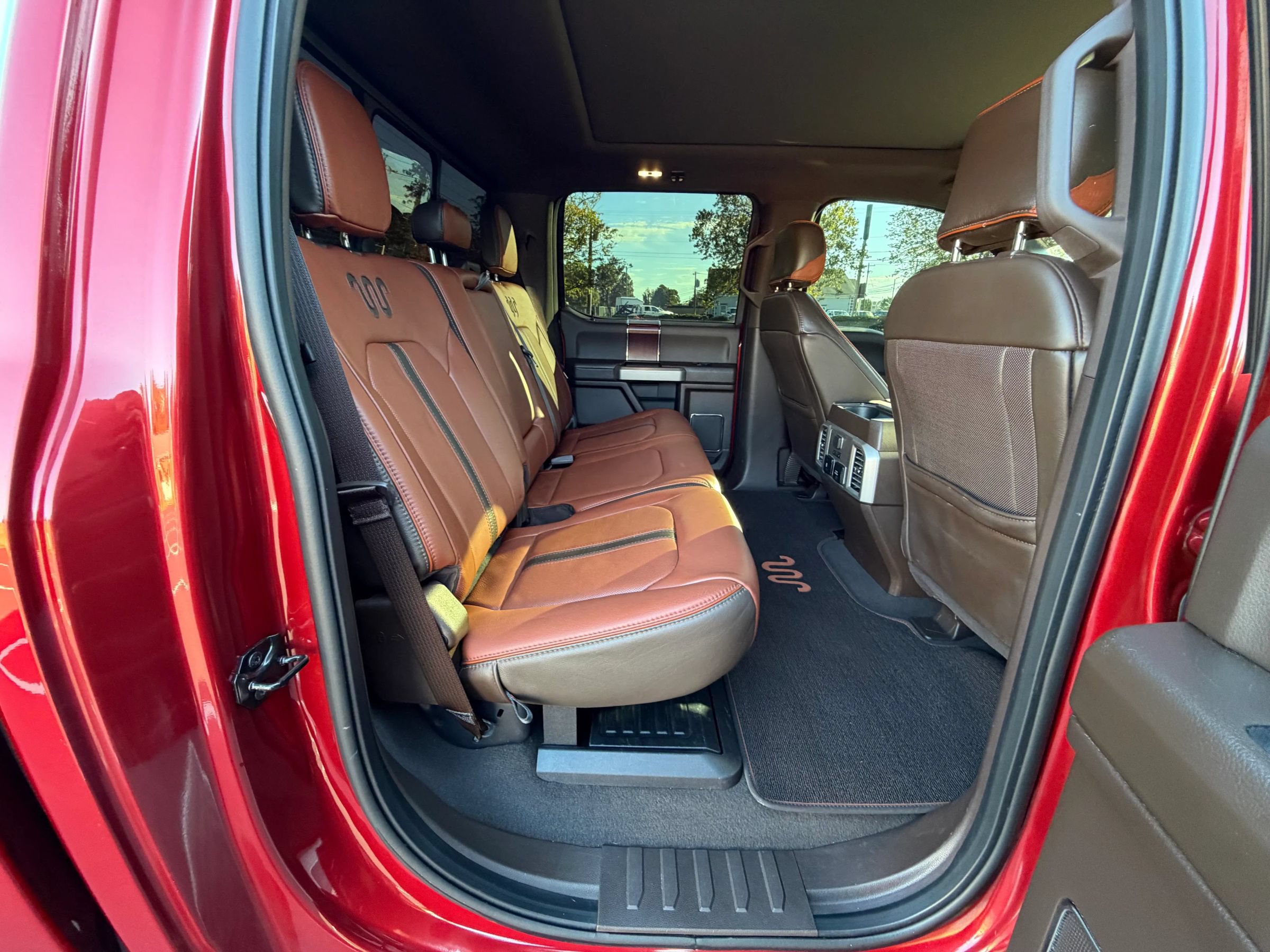 Used 2019 Ford F450 King Ranch w/ King Ranch Ultimate Package AWD/4WD image 19