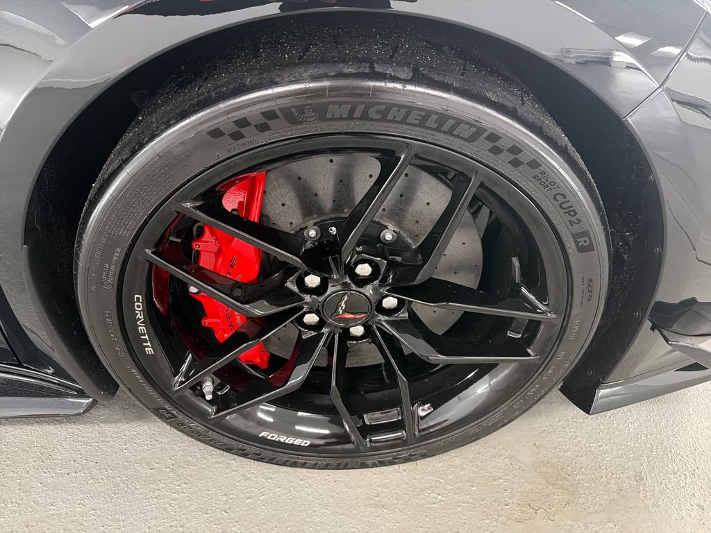 New 2026 Chevrolet Corvette Z06 w/ Z07 Performance Package RWD image 4