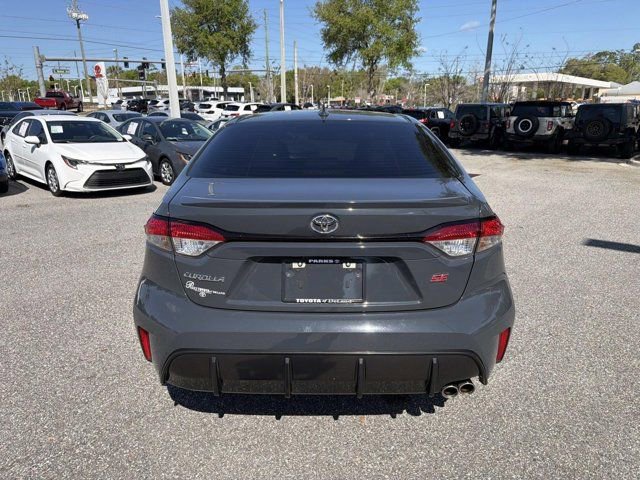 Certified 2025 Toyota Corolla SE image 3