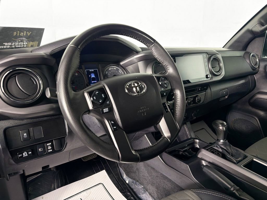 Used 2021 Toyota Tacoma TRD Sport image 9