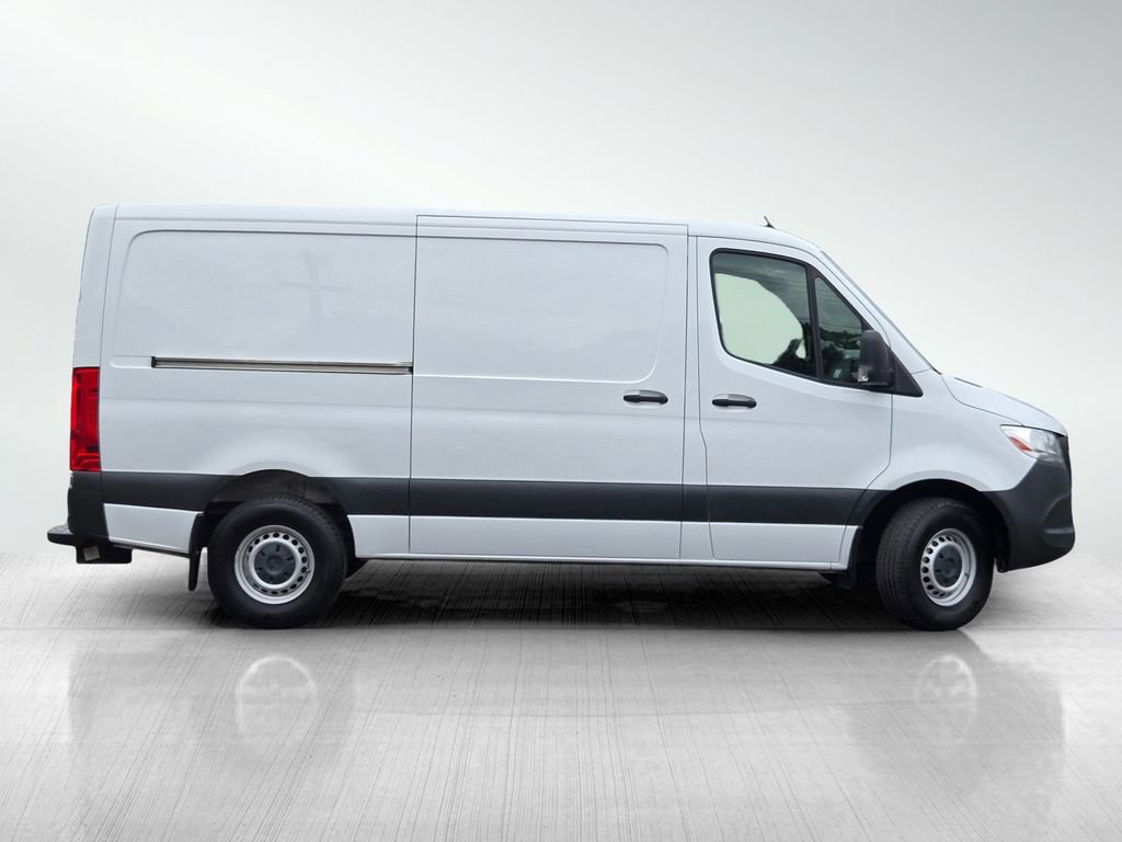 Used 2019 Mercedes-Benz Sprinter 144 Cargo image 4