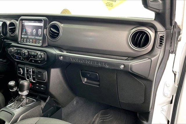 Used 2023 Jeep Wrangler Unlimited w/ Cold Weather Group image 16