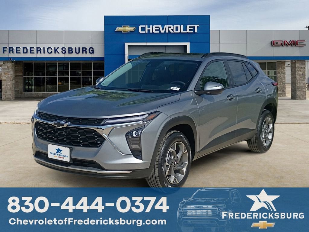 New 2026 Chevrolet Trax LT w/ Sunroof Package