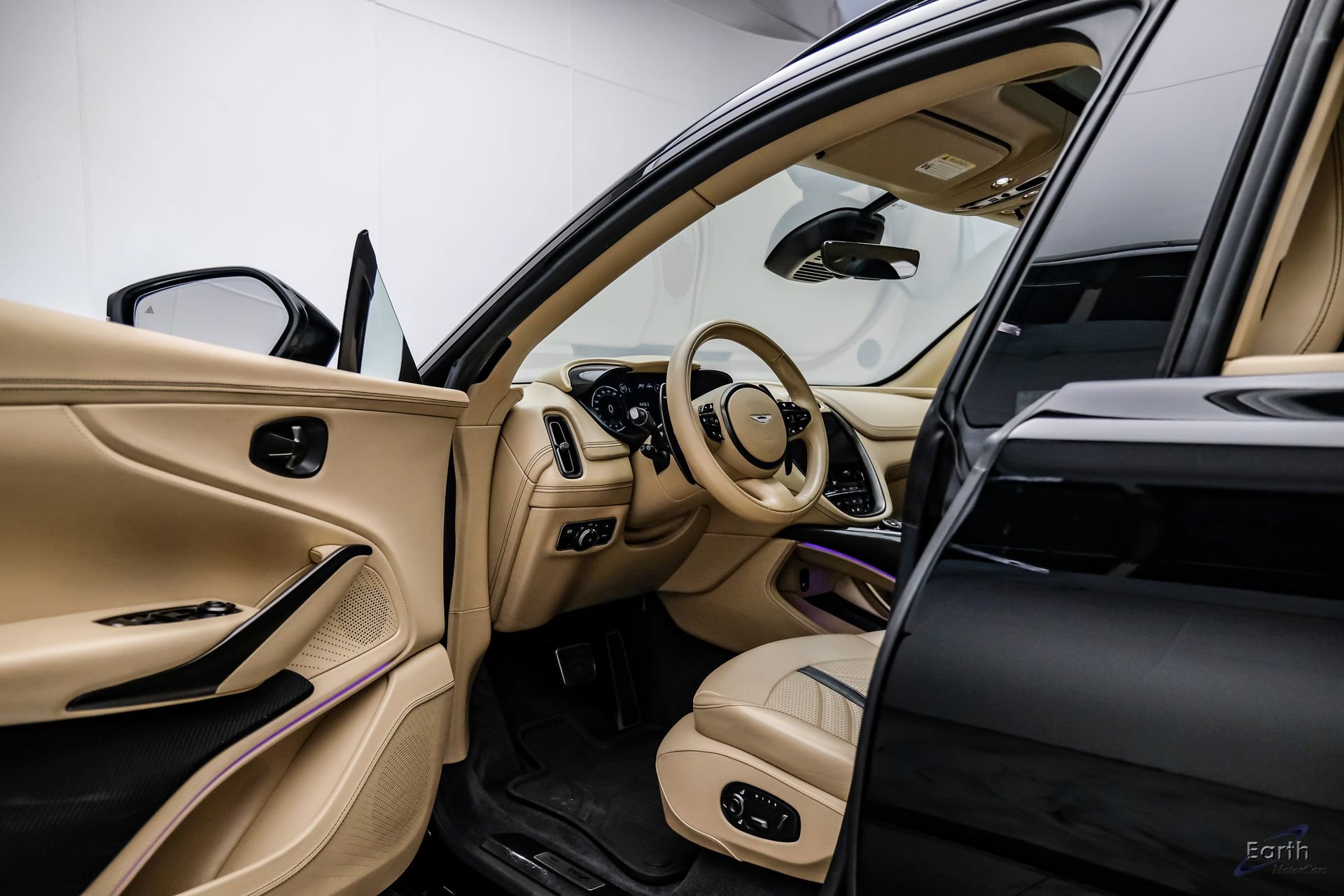 Used 2023 Aston Martin DBX 707 image 33