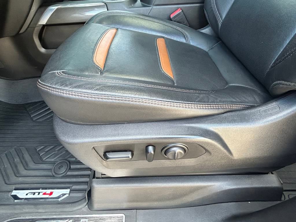 Used 2020 GMC Sierra 2500 AT4 w/ AT4 Premium Package image 10