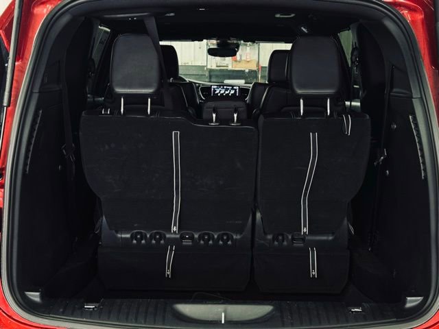Used 2025 Chrysler Pacifica Select FWD image 10