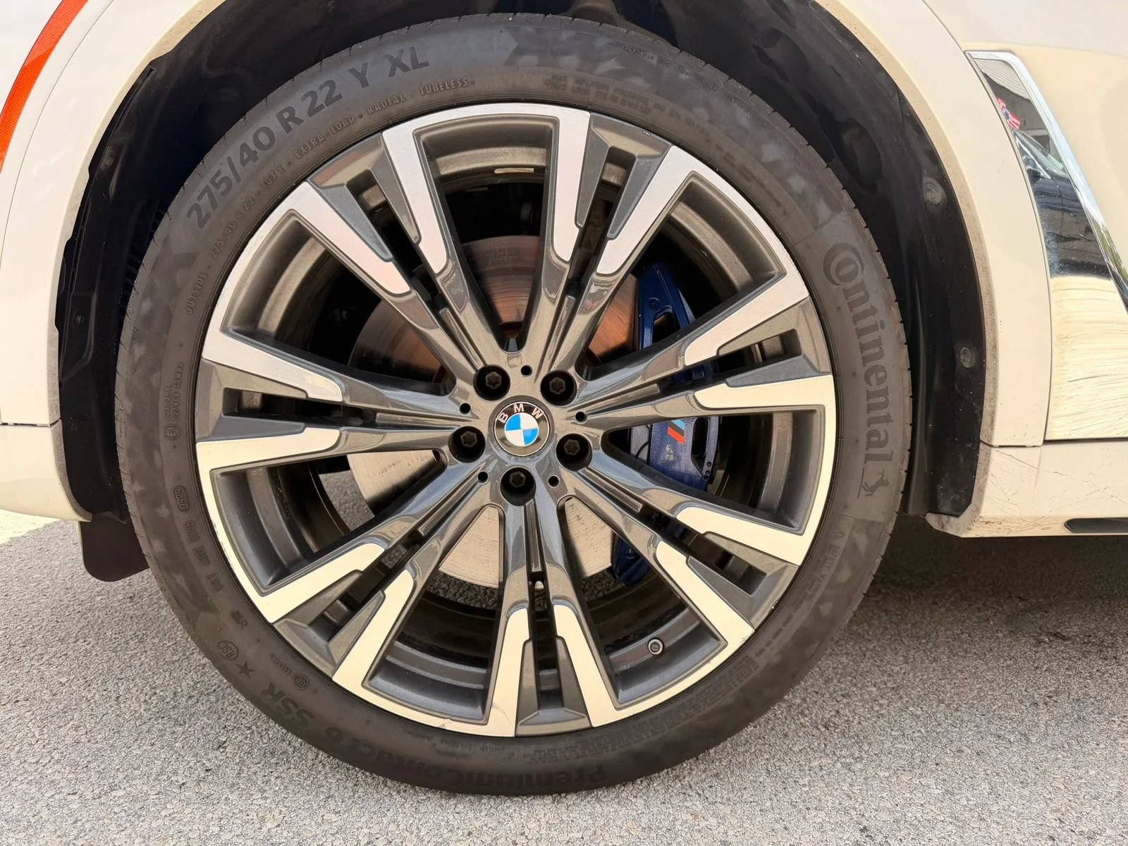 Used 2020 BMW X7 xDrive40i w/ Dynamic Handling Package AWD/4WD image 28