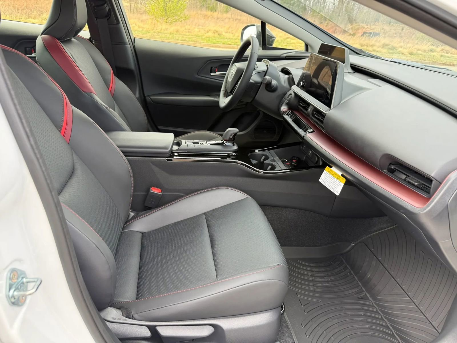 Used 2026 Toyota Prius Plug-In Hybrid FWD image 59