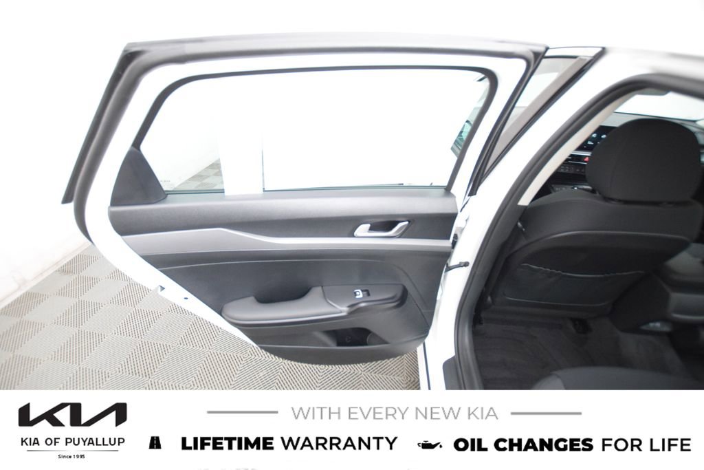 New 2026 Kia K5 LXS image 11