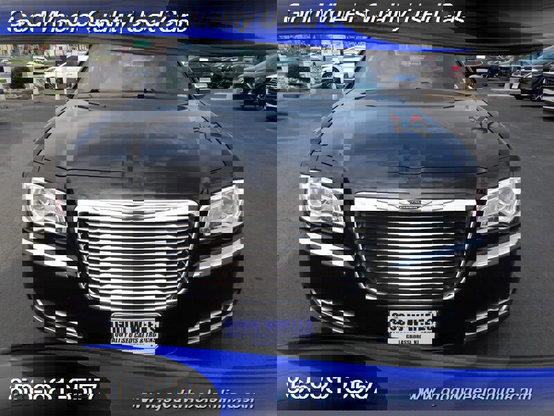 Used 2014 Chrysler 300 Uptown Edition w/ Quick Order Package 22M image 2