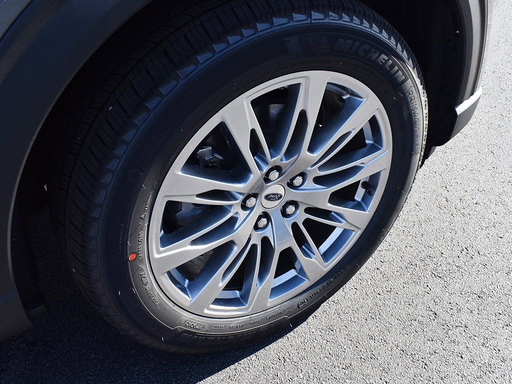 New 2026 Ford Explorer Active w/ Active Comfort Package image 9