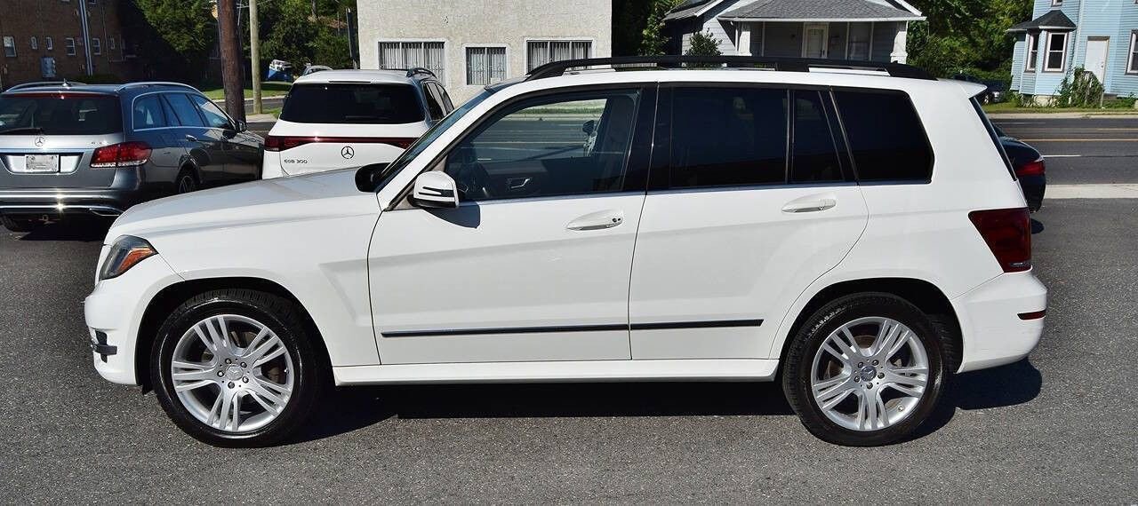 Used 2014 Mercedes-Benz GLK 350 4MATIC w/ Premium 1 Package image 4