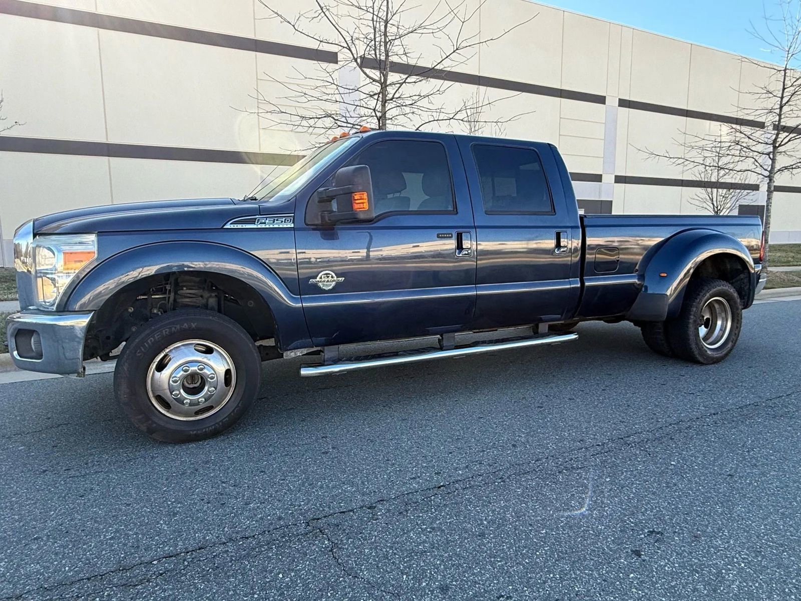 Used 2016 Ford F350 Lariat w/ Lariat Ultimate Package image 5
