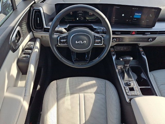 Used 2025 Kia Sorento S w/ Panoramic Sunroof Package FWD image 11