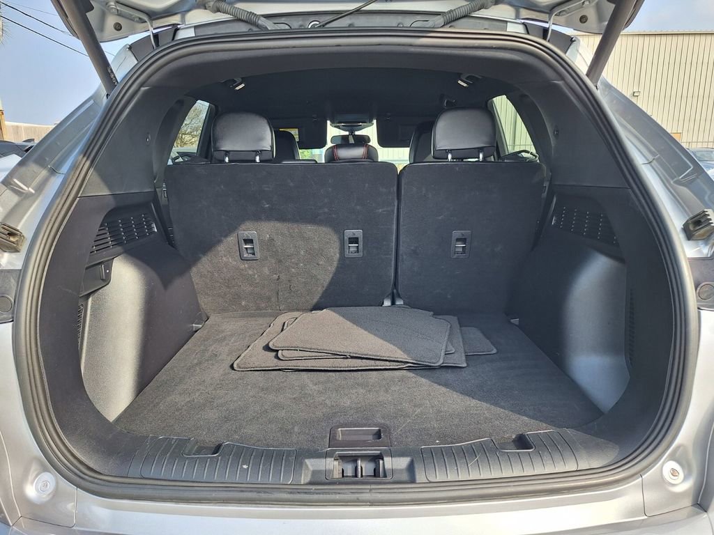 Used 2024 Ford Escape ST-Line image 25