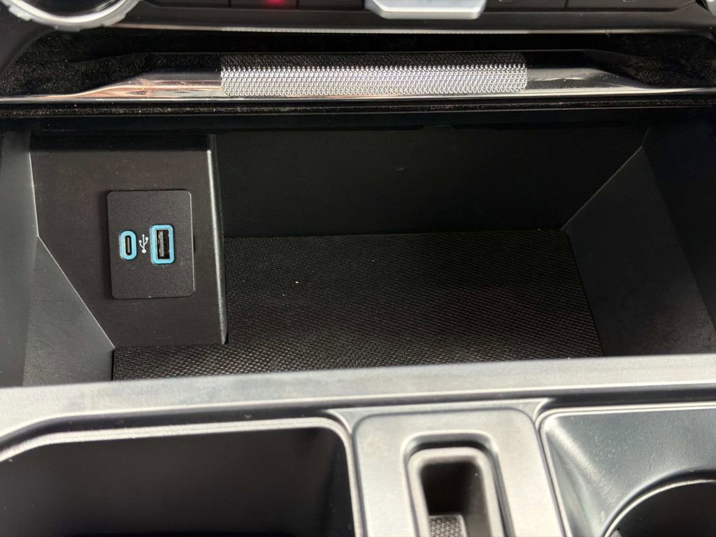 Used 2024 Ford F150 Lariat w/ FX4 Off-Road Package image 28