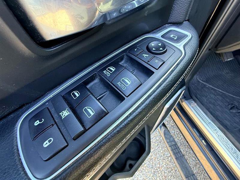 Used 2021 RAM 3500 Laramie image 23