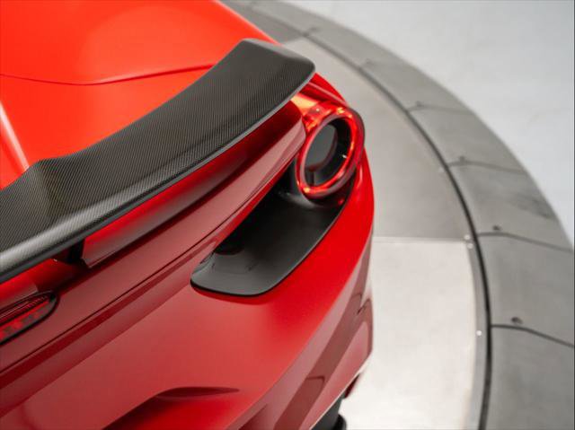 Used 2018 Ferrari 488 GTB image 39