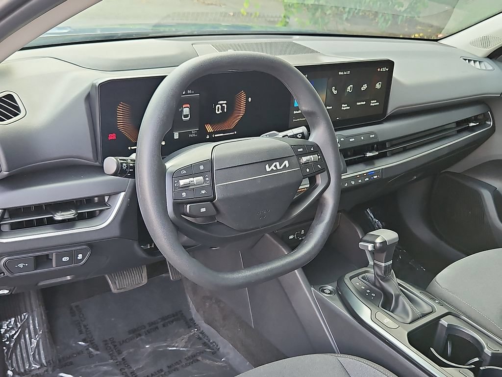 Certified 2025 Kia K4 FWD image 25