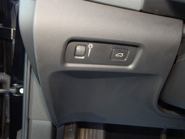 Used 2022 Polestar Polestar 2 w/ Plus Package image 13