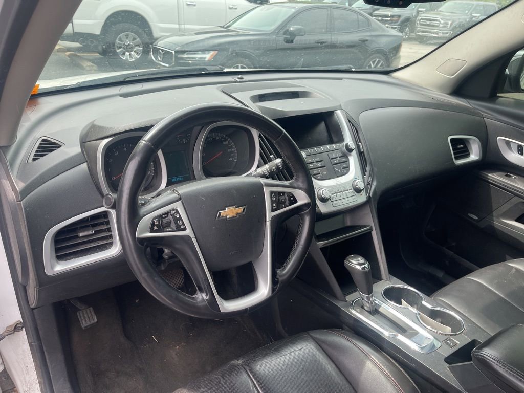 Used 2016 Chevrolet Equinox LTZ w/ Enhanced Convenience Package AWD/4WD image 16
