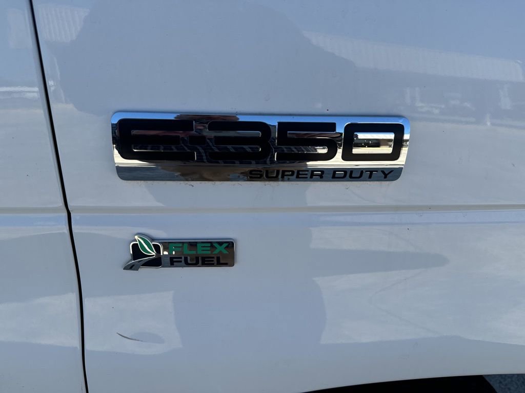 Used 2015 Ford E-350 and Econoline 350 Super Duty image 23