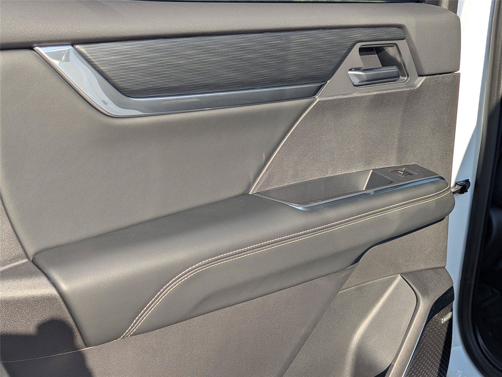 New 2026 GMC Acadia Elevation w/ Elevation Premium Package FWD image 11