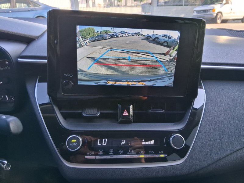 Used 2023 Toyota Corolla LE FWD image 13